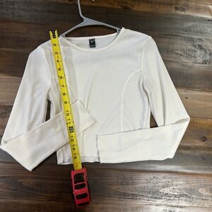 Windsor Long sleeve white crop top size medium